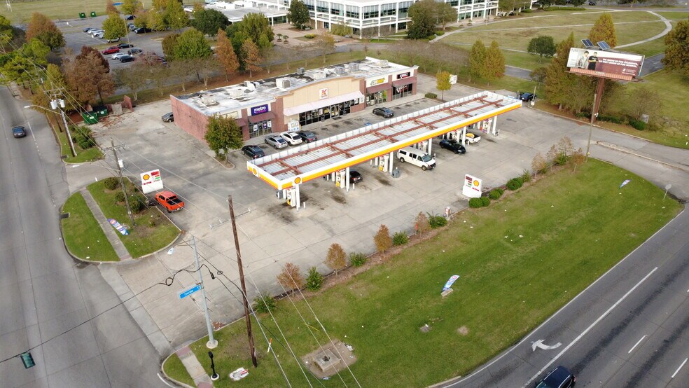 More Photos Of 6103 Florida Blvd, Baton Rouge General Retail For Lease