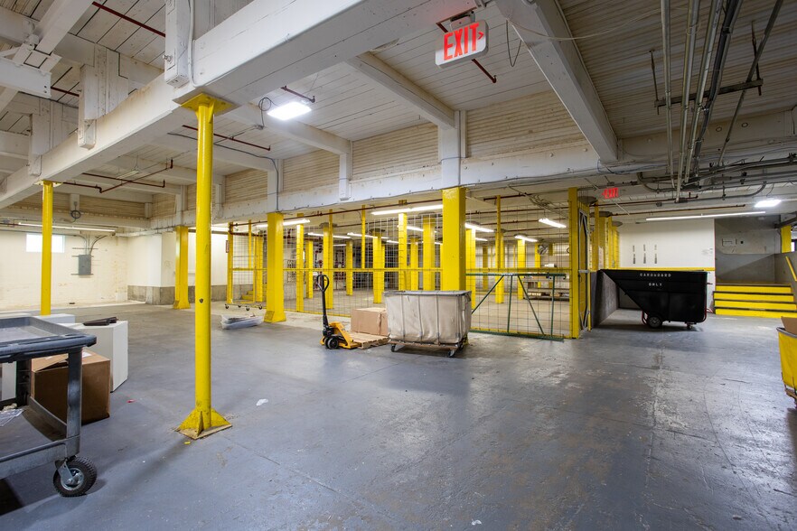 More Photos Of 125 Pecks Rd, Pittsfield Warehouse For Sale