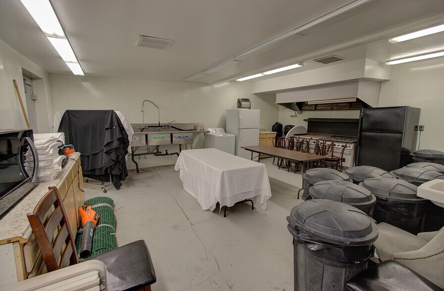 More Photos Of 301 N Picacho St, Casa Grande Lodge Meeting Hall For Sale