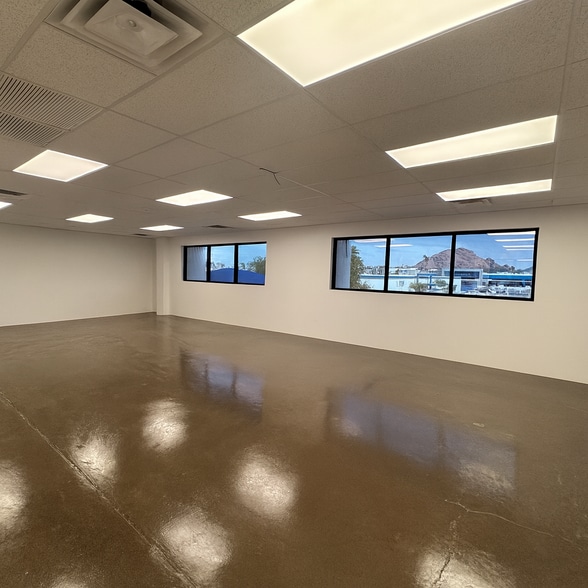 More Photos Of 4801 E McDowell Rd, Phoenix Medical For Sale