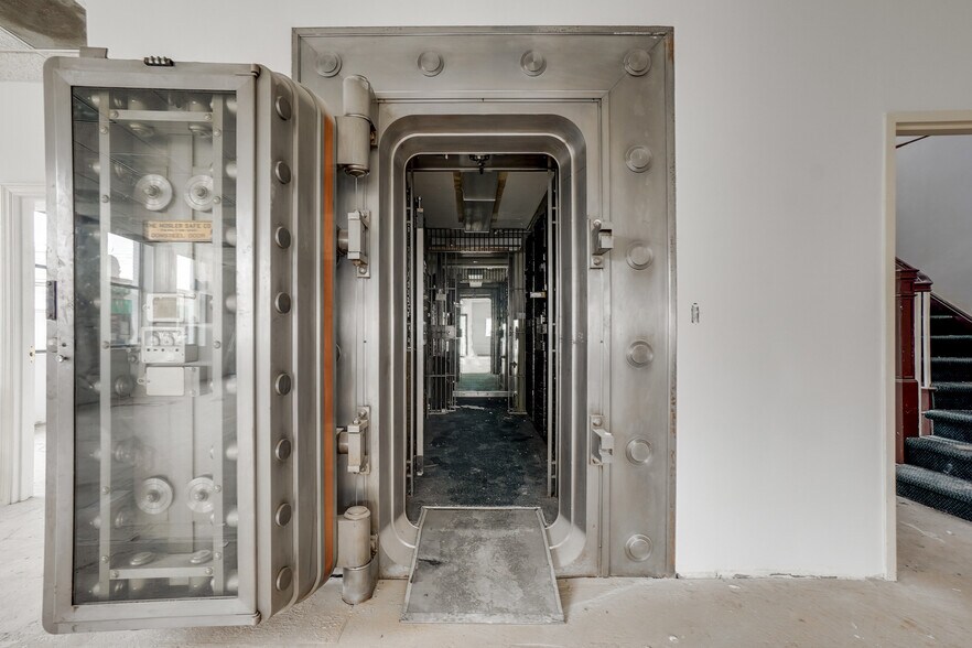 More Photos Of 63 Main St, Netcong Storefront Retail Residential For Sale