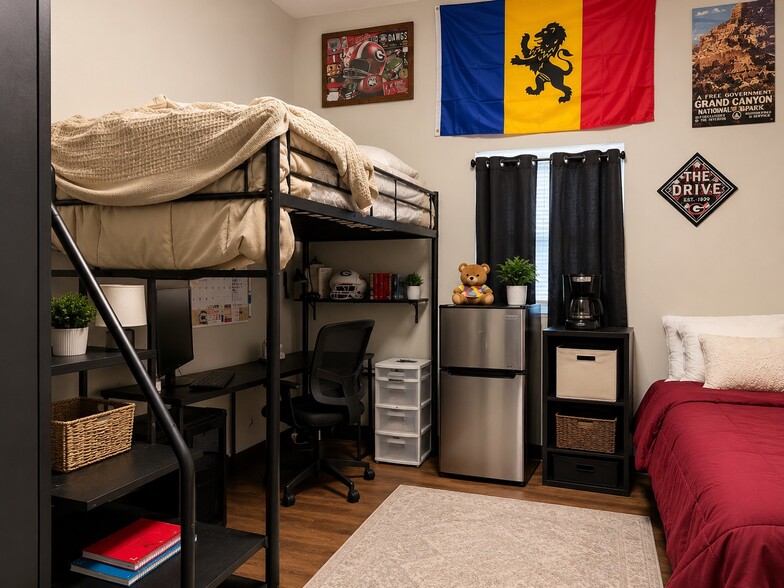 More Photos Of 250 Carriage Ct, Athens Sorority Fraternity House For Sale