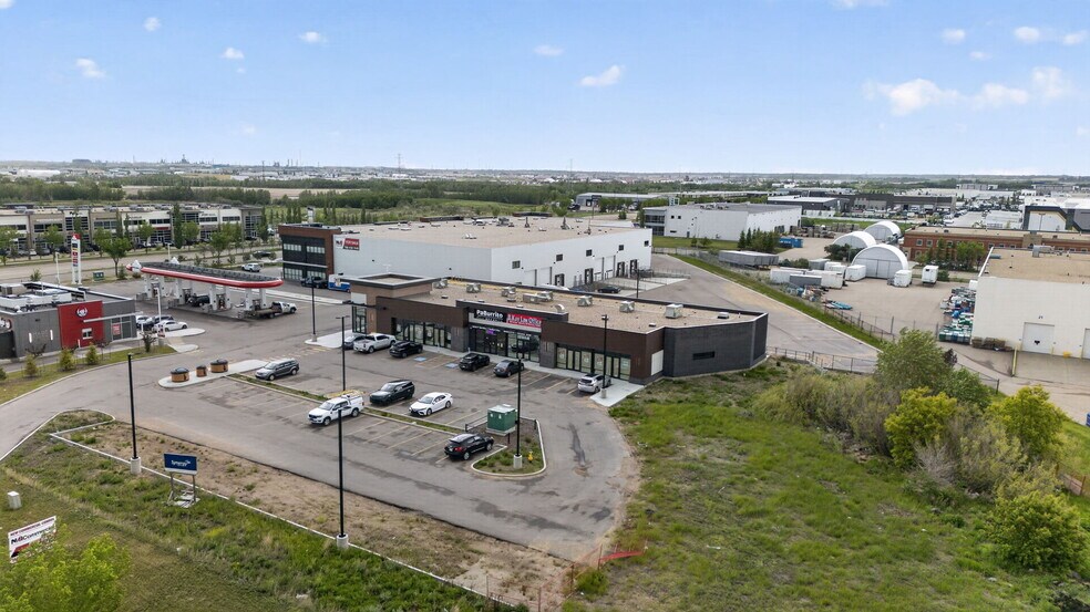 More Photos Of 4905 Roper Rd NW, Edmonton Unknown For Lease