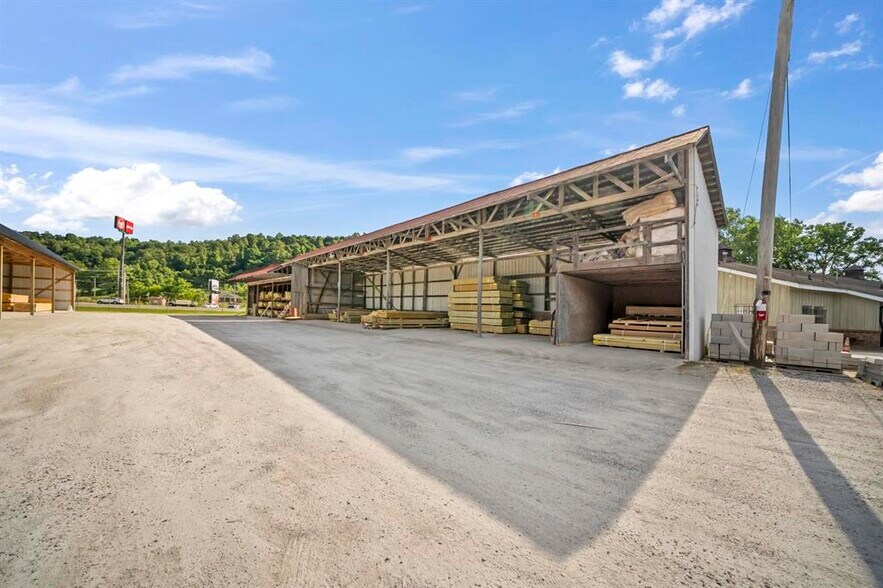 More Photos Of 1305 Seaton Ave, Greenup Warehouse For Sale