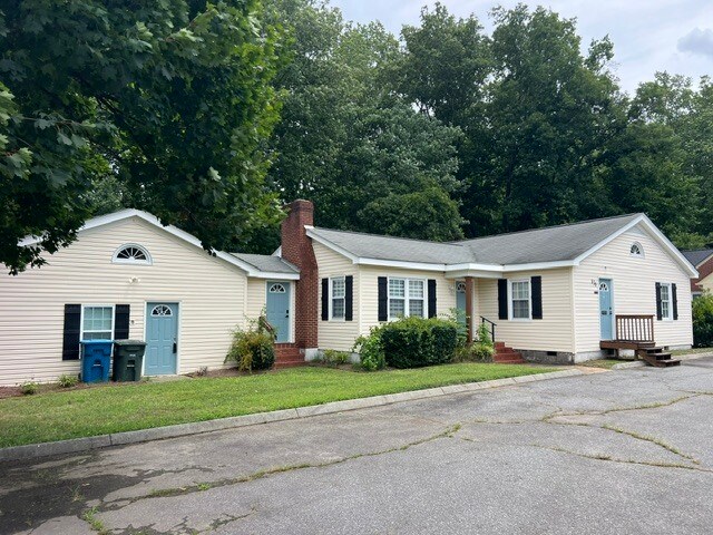 Primary Photo Of 636 Statesville Blvd, Salisbury Office For Sale