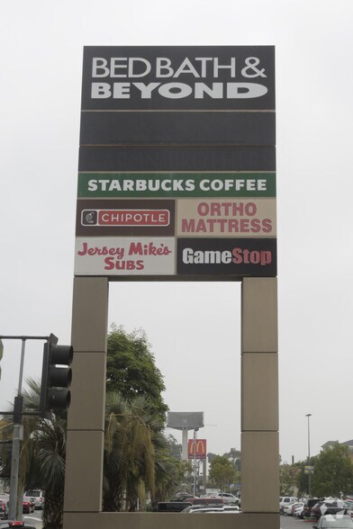 More Photos Of 14501 Hindry Ave, Lawndale Unknown For Lease