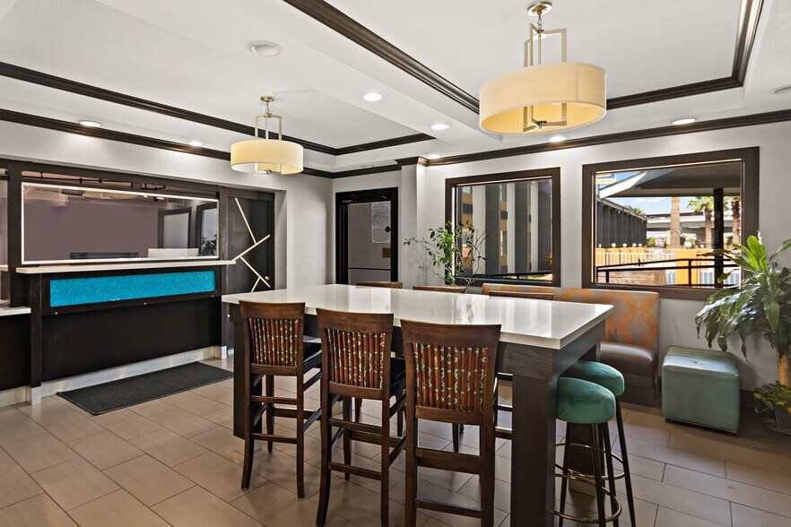 More Photos Of 6201 E Highway 290, Austin Hotel For Sale