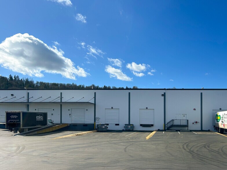 More Photos Of 7951-7953 2nd Ave S, Seattle Warehouse For Lease