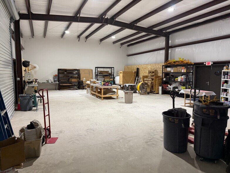 More Photos Of 269 General Patton Ave, Mandeville Warehouse For Sale