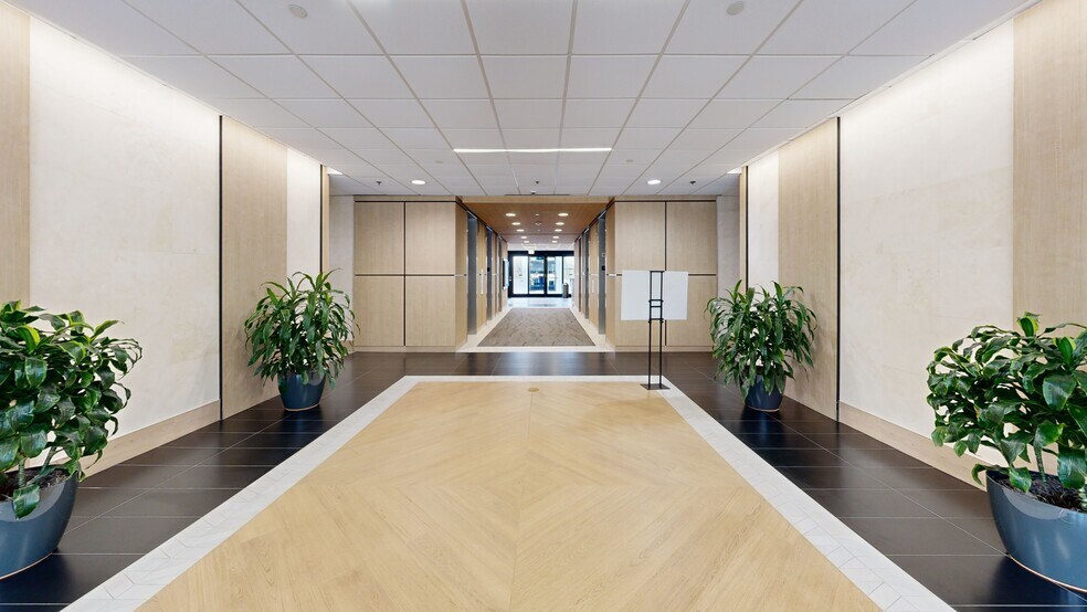 Primary Photo Of 5201 W Kennedy Blvd, Tampa Office For Lease