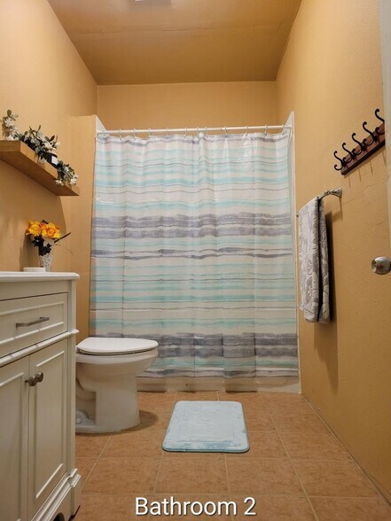 More Photos Of 3882 Washington Ave, Le Grand Apartments For Sale