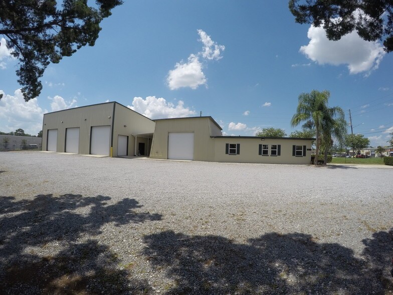 More Photos Of 2894 Forsyth Rd, Winter Park Warehouse For Lease
