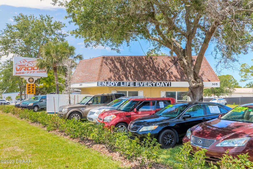More Photos Of 305 N US Highway 1, Ormond Beach Auto Dealership For Sale