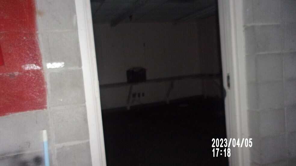 More Photos Of 1656 Martin Luther King Blvd N, Greenville Department Store For Sale