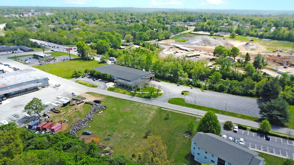 More Photos Of 102 Bypass Plaza Dr, Frankfort Warehouse For Sale