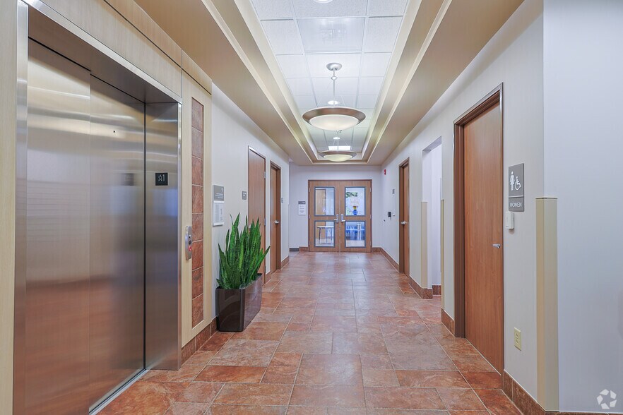 More Photos Of 7900 FM 1826, Austin Unknown For Lease