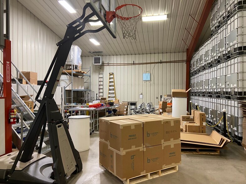 More Photos Of 1755 Gunnison Ave, Delta Industrial For Sale