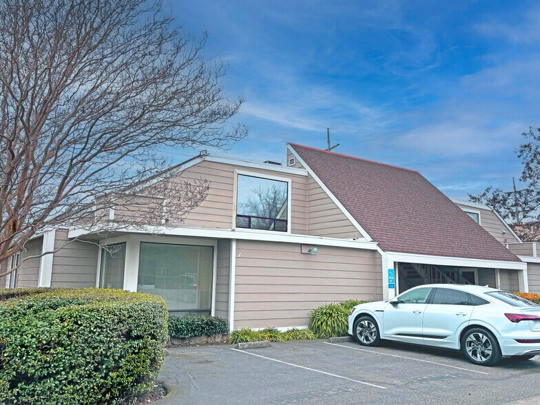 More Photos Of 456 South E St, Santa Rosa Office Residential For Sale