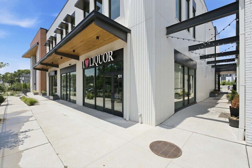 More Photos Of 6100 Robertson Ave, Nashville Storefront For Lease