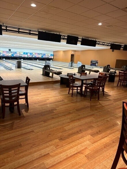 More Photos Of 2850 William St, Buffalo General Retail For Sale