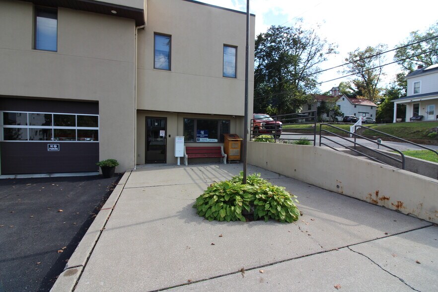 More Photos Of 91 Brunswick Ave, Bloomsbury Office For Lease