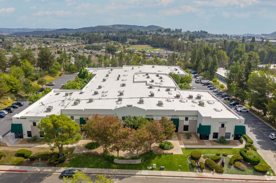 More Photos Of 12335 World Trade Dr, San Diego Research And Development For Sale