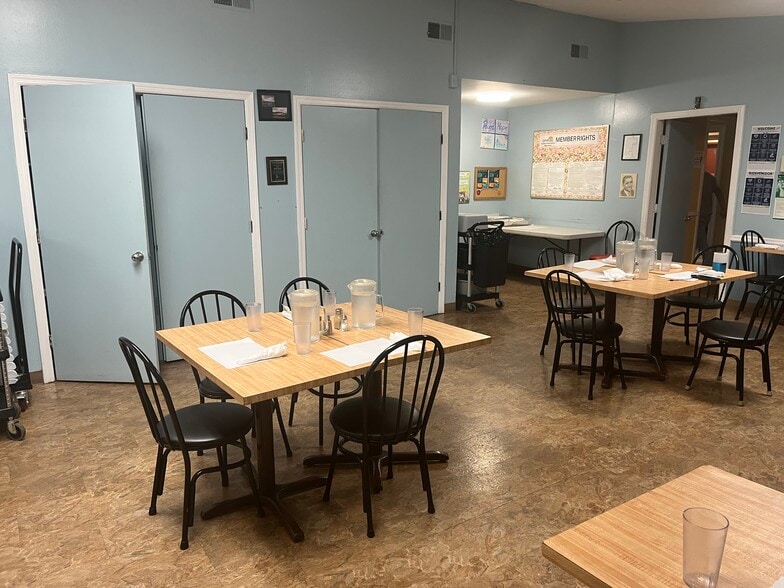 More Photos Of 880 Fairfield Ave, Bridgeport Office Residential For Sale