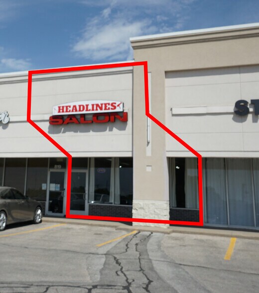 More Photos Of 807-841 84th St, Papillion General Retail For Lease