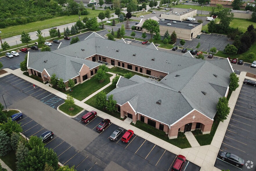 More Photos Of 5958 N Canton Center Rd, Canton Township Medical For Lease