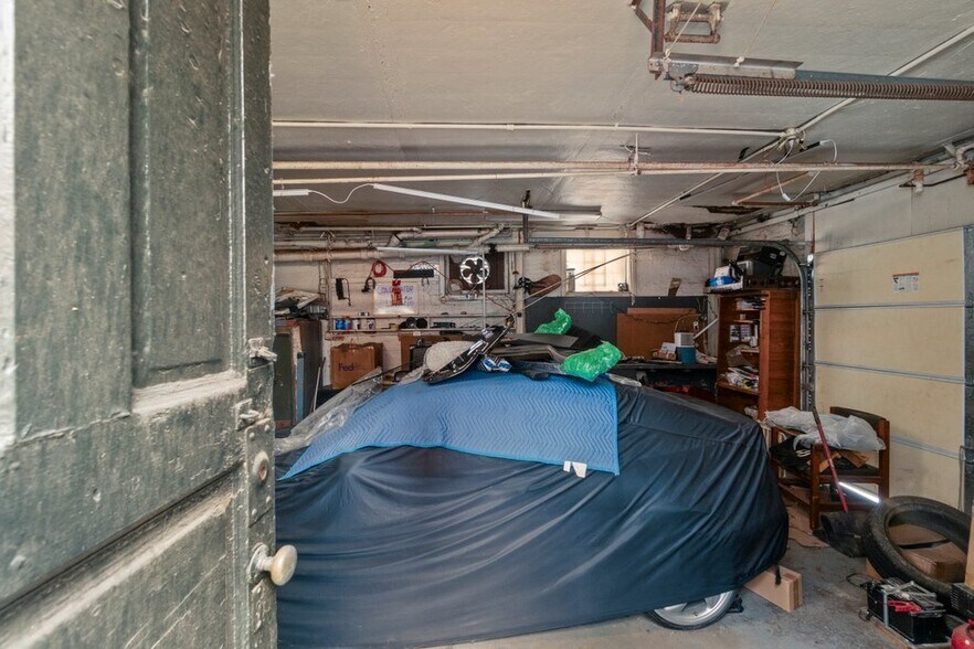 More Photos Of 2301 Maryland Ave, Baltimore Apartments For Sale