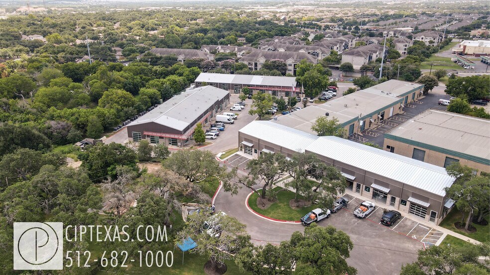More Photos Of 8721 S 1st St, Austin Warehouse For Lease