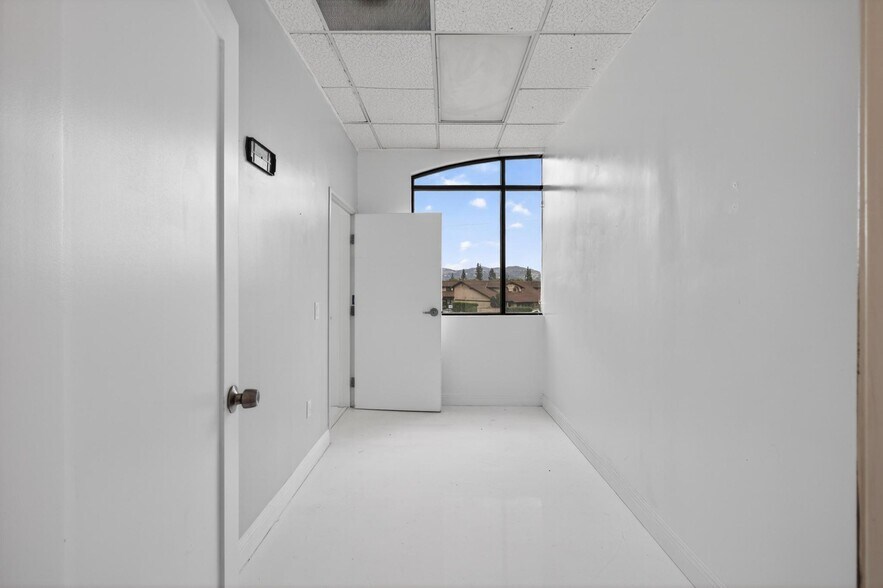 More Photos Of 4101 Rosemead Blvd, Pico Rivera Office For Lease
