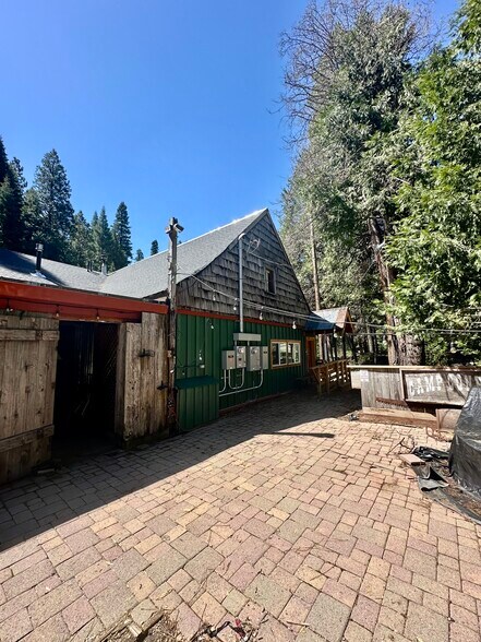 More Photos Of 4036 Old Highway 4, Camp Connell Freestanding For Sale