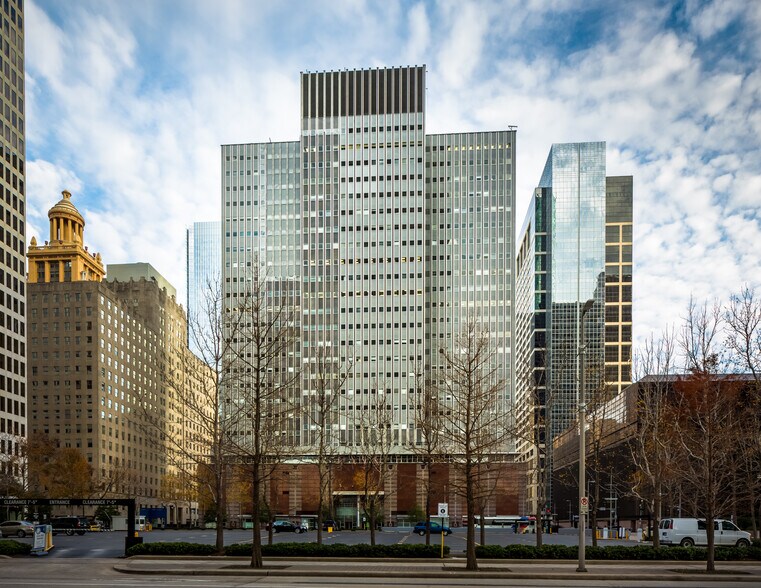 Primary Photo Of 919 Milam St, Houston Office For Sale