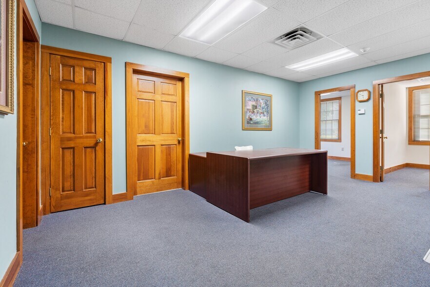 More Photos Of 41 Liberty Hill Rd, Henniker Medical For Sale