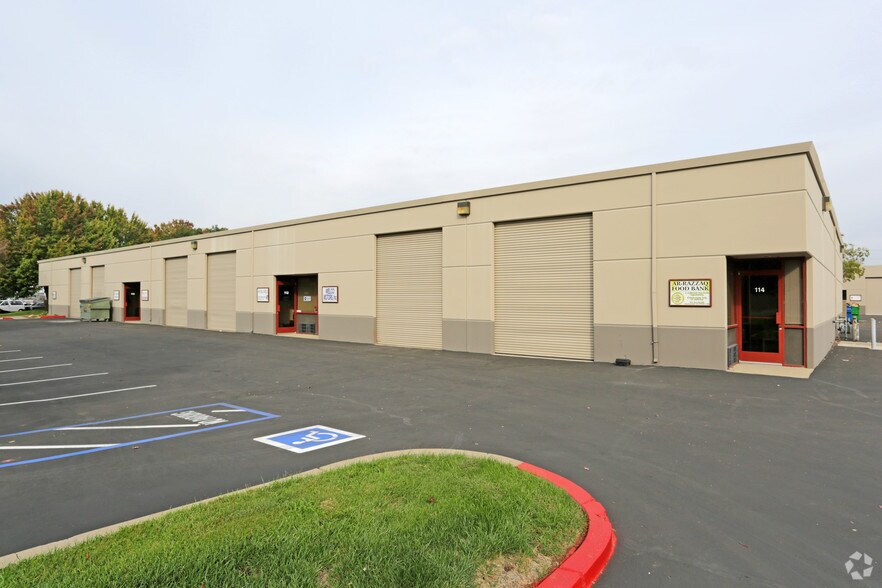 More Photos Of 5451 Warehouse Way, Sacramento Warehouse For Lease