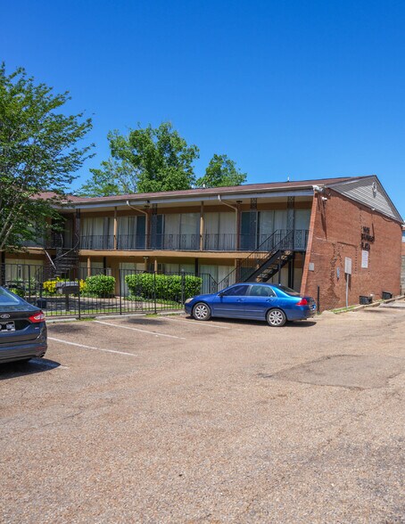 Primary Photo Of 1605 N West St, Jackson Apartments For Sale