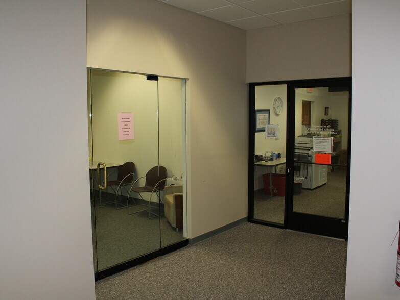 More Photos Of 74 S Main St, Fond Du Lac Loft Creative Space For Sale