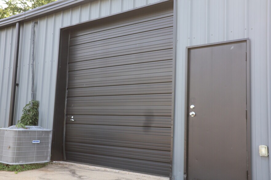 More Photos Of 1192 S Business Route 5, Camdenton Industrial For Sale