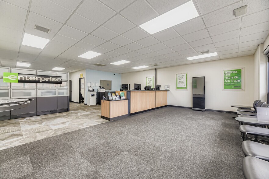 More Photos Of 4298 Kipling St, Wheat Ridge General Retail For Sale