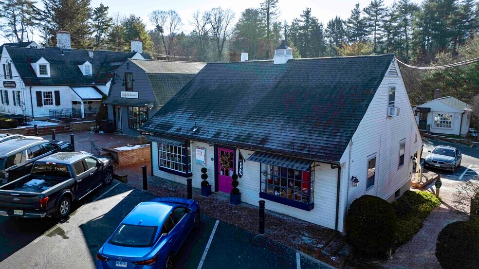 Primary Photo Of 1-3 Brick Walk Ln, Farmington Unknown For Lease