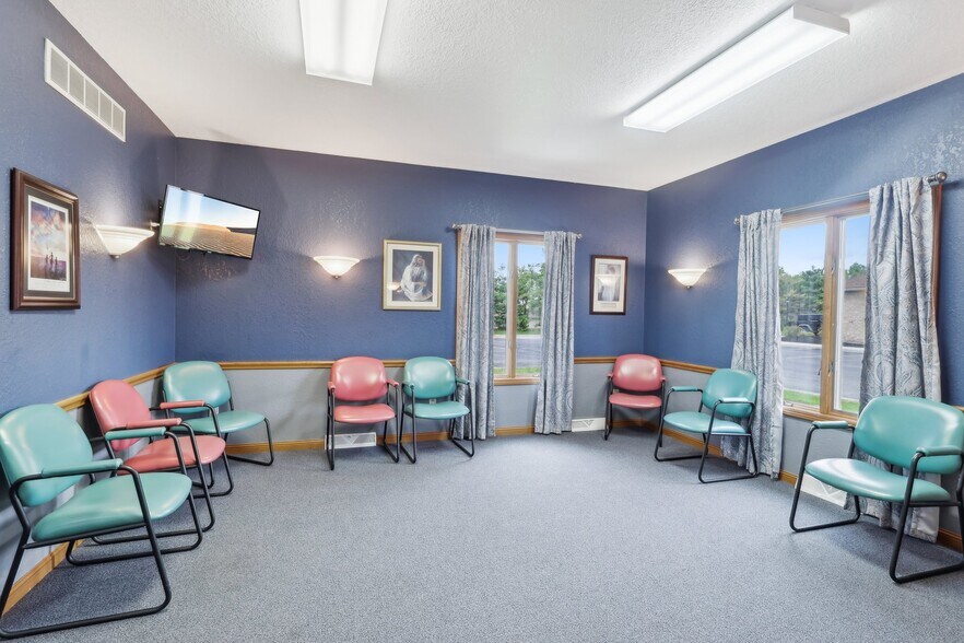 More Photos Of 819 Southwestern Run, Youngstown Medical For Sale