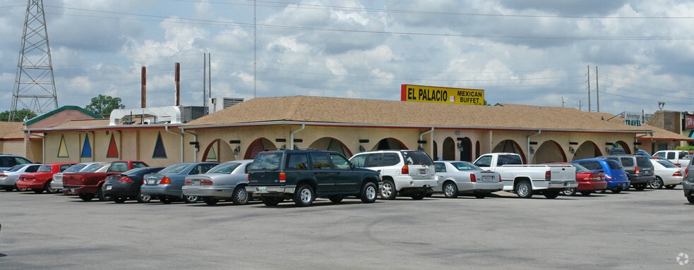 Primary Photo Of 2008 Memorial Pky S, Huntsville Storefront Retail Office For Sale