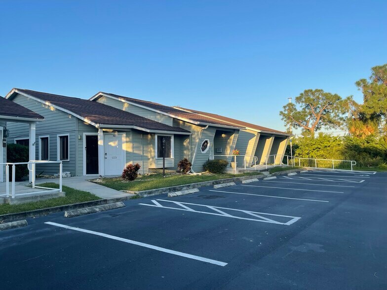 More Photos Of 10225 Ulmerton Rd, Largo Medical For Lease