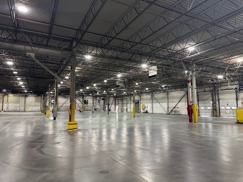 More Photos Of 188 Earl Davis Dr, Russellville Manufacturing For Lease
