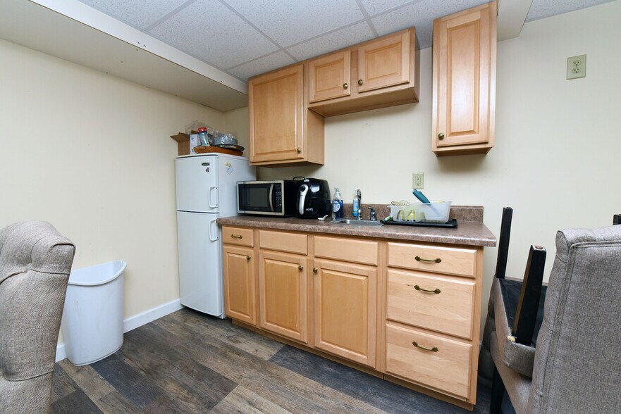 More Photos Of 10 Deer Crossing Trl, Blairsville Office For Lease