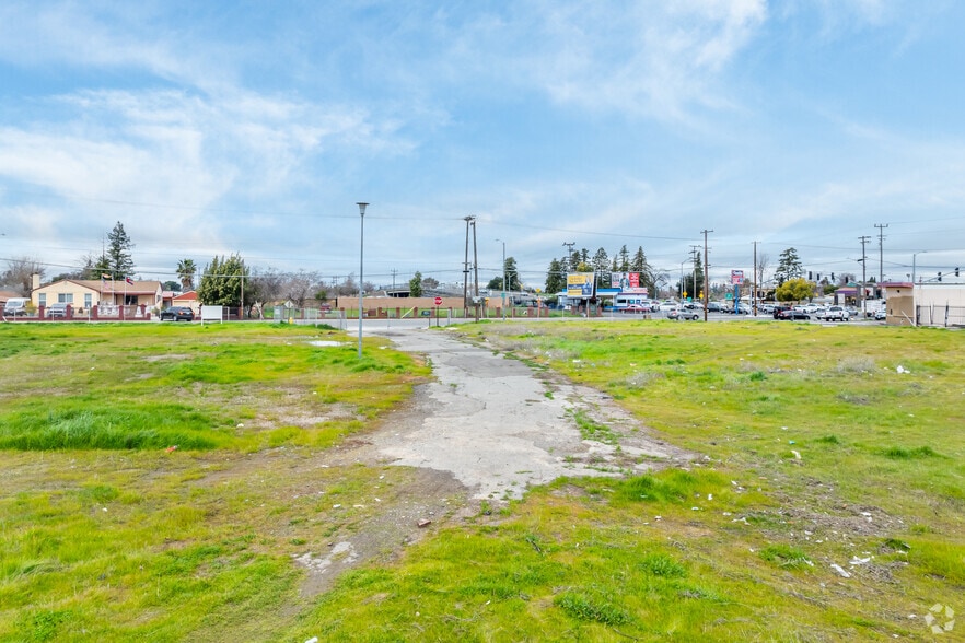 More Photos Of 3890 Fruitridge Road, Sacramento Land For Sale