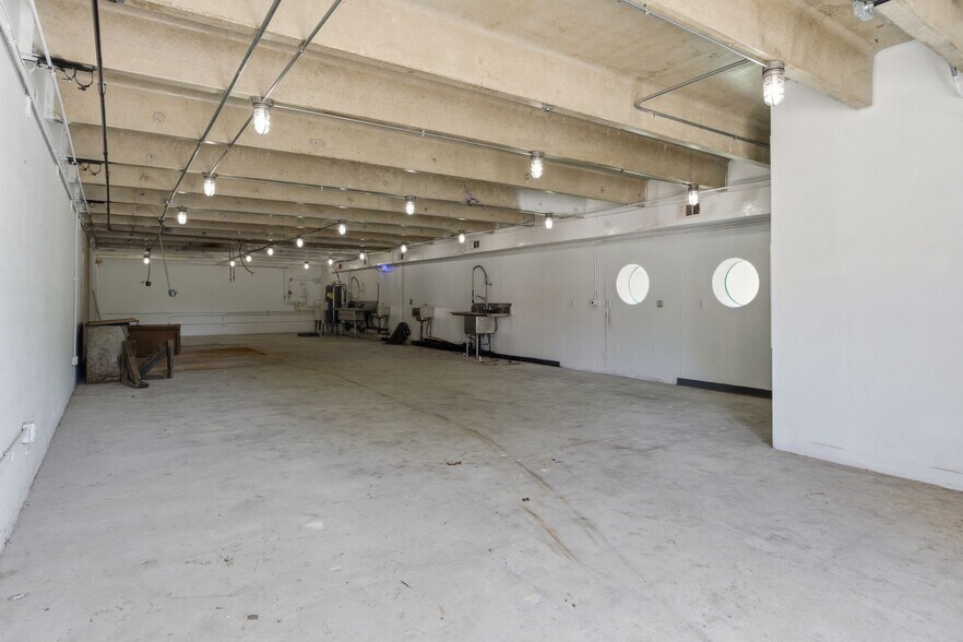 Primary Photo Of 1404-1406 McGavock Pike, Nashville General Retail For Lease