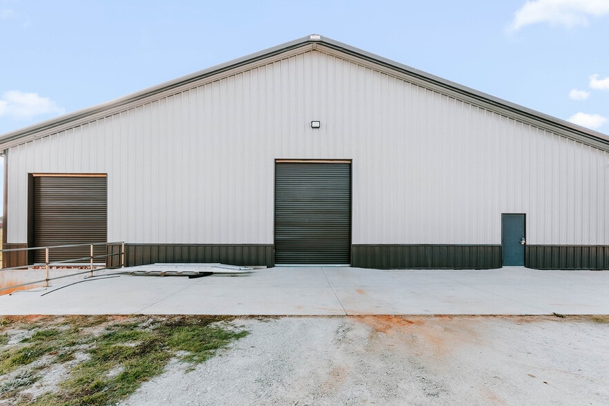 More Photos Of 4900 Highway 98 E, Comer Warehouse For Sale