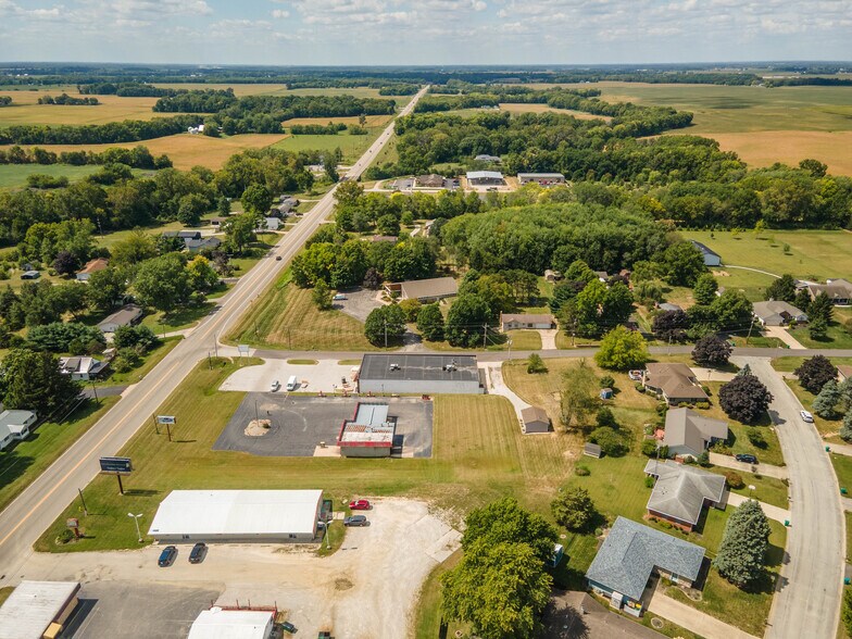 More Photos Of 362 W Main St, Rossville Carwash For Sale
